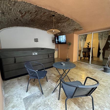Alena Apartment Bourg-Saint-Andeol Luaran gambar