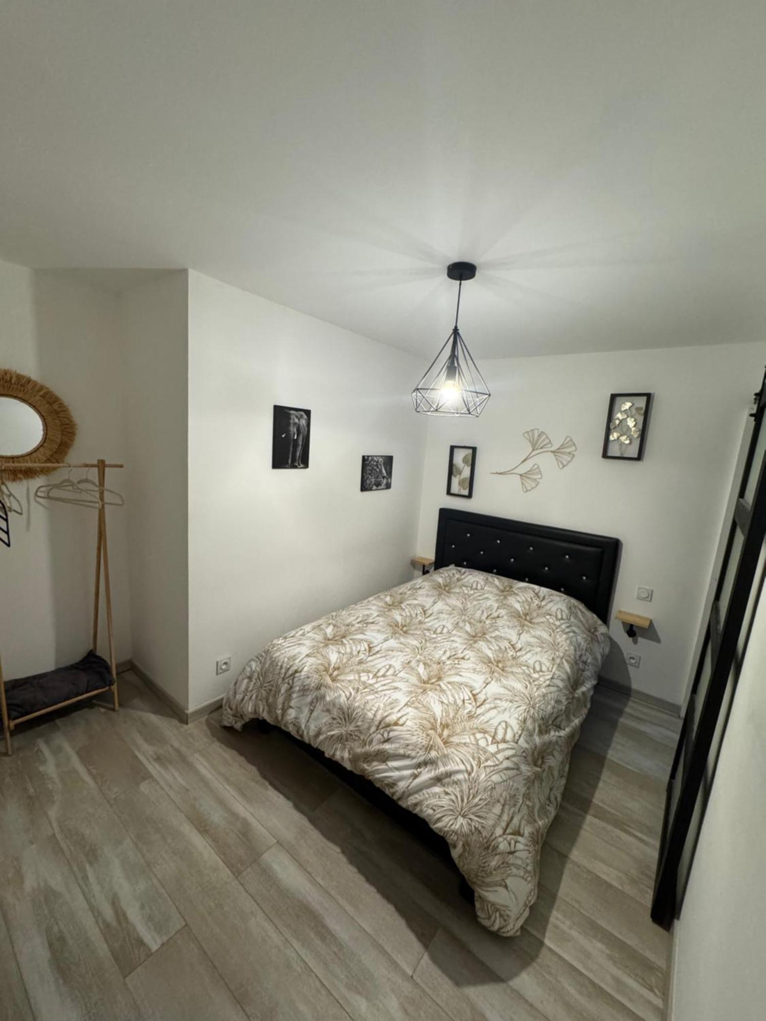 Alena Apartment Bourg-Saint-Andeol Luaran gambar